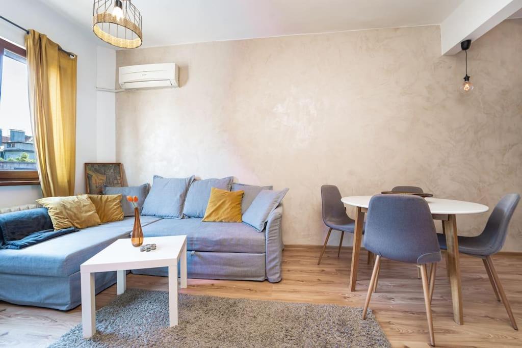 Central Apartment 2Bd Next To Vitosha Bul. Sofia Zewnętrze zdjęcie