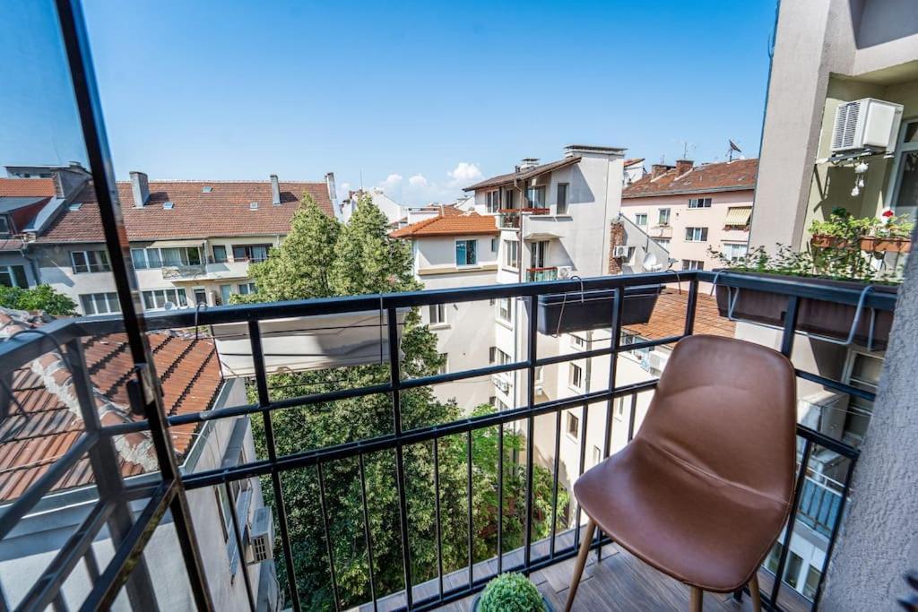 Central Apartment 2Bd Next To Vitosha Bul. Sofia Zewnętrze zdjęcie